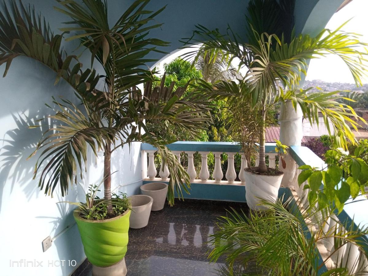 Elizz Guest House Janman Exterior photo