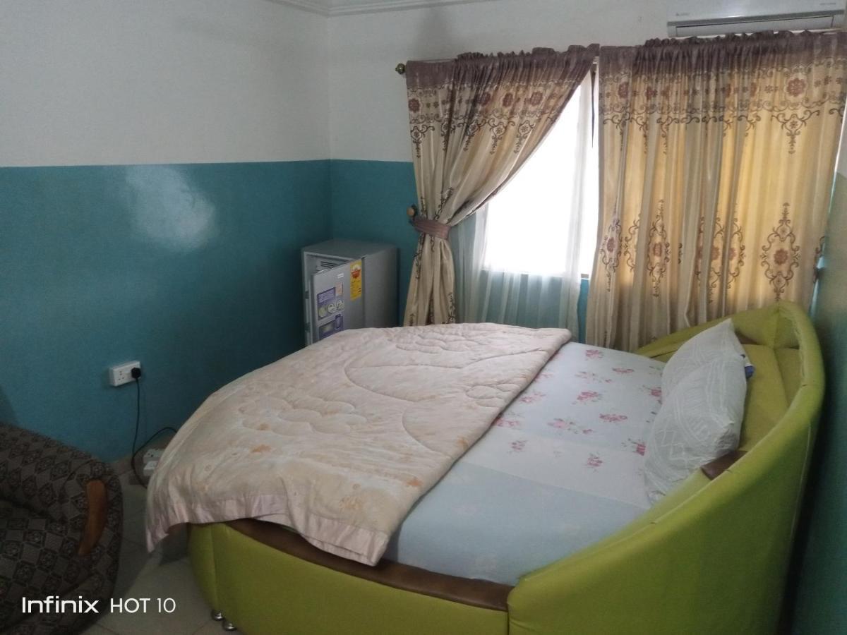 Elizz Guest House Janman Exterior photo