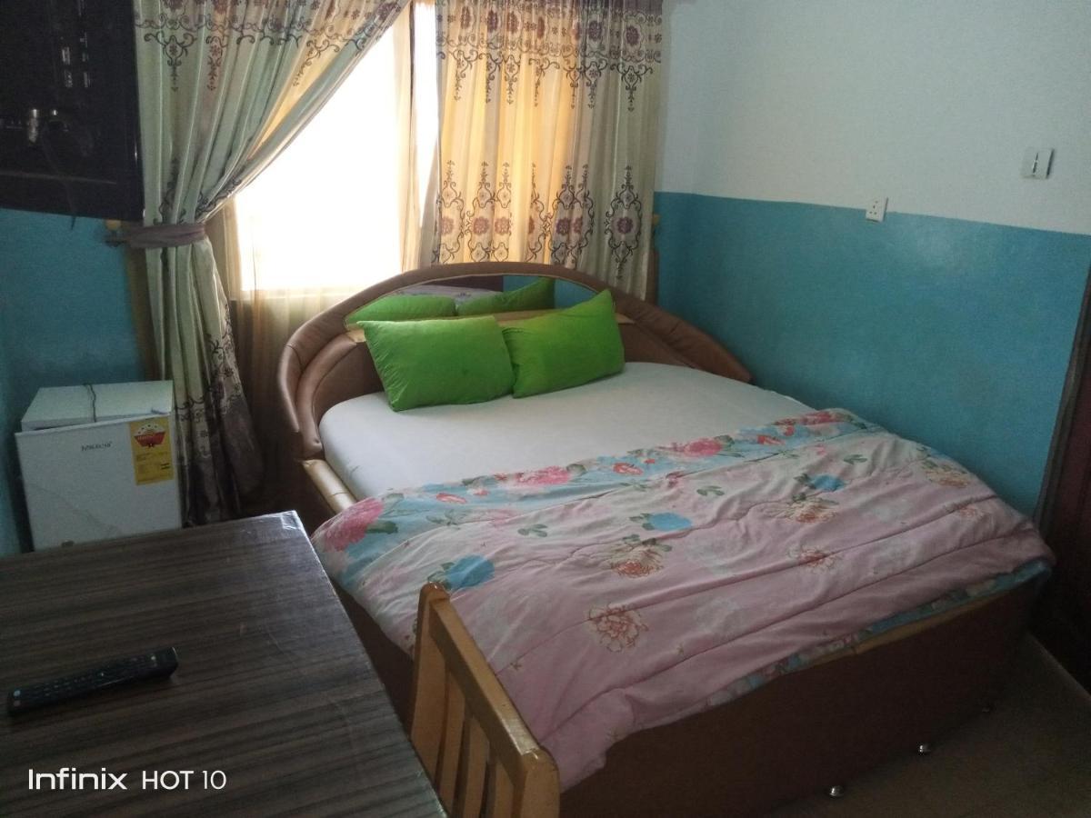 Elizz Guest House Janman Exterior photo