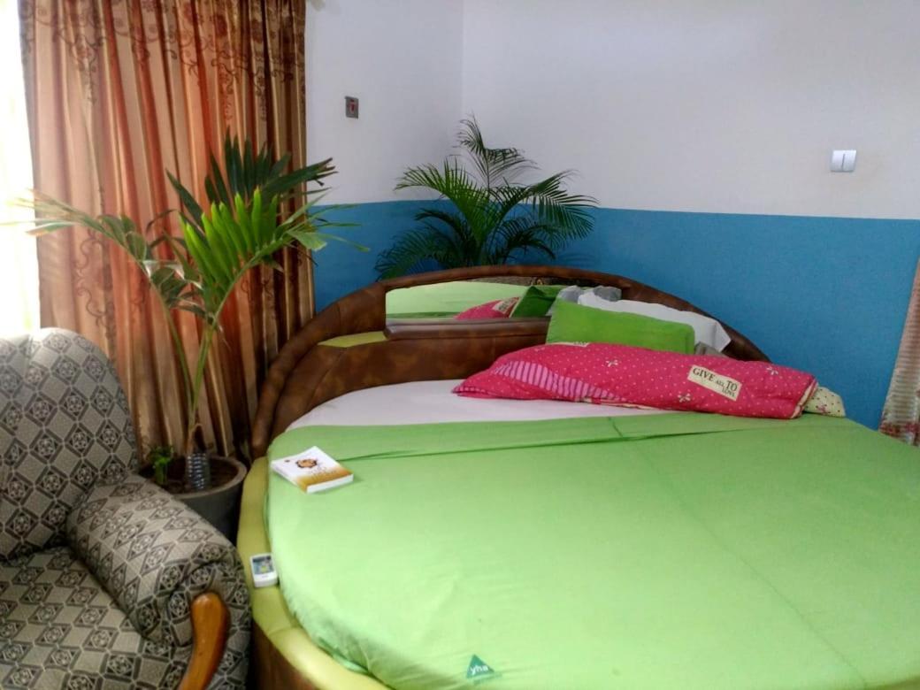 Elizz Guest House Janman Exterior photo