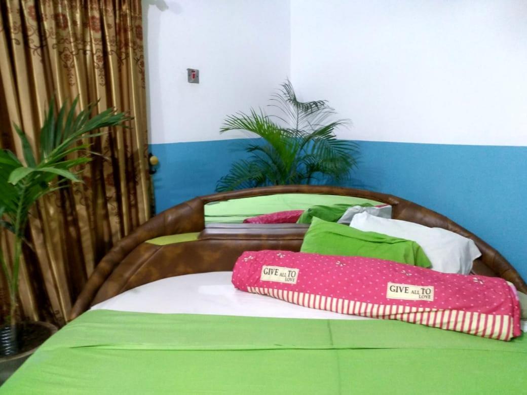 Elizz Guest House Janman Exterior photo