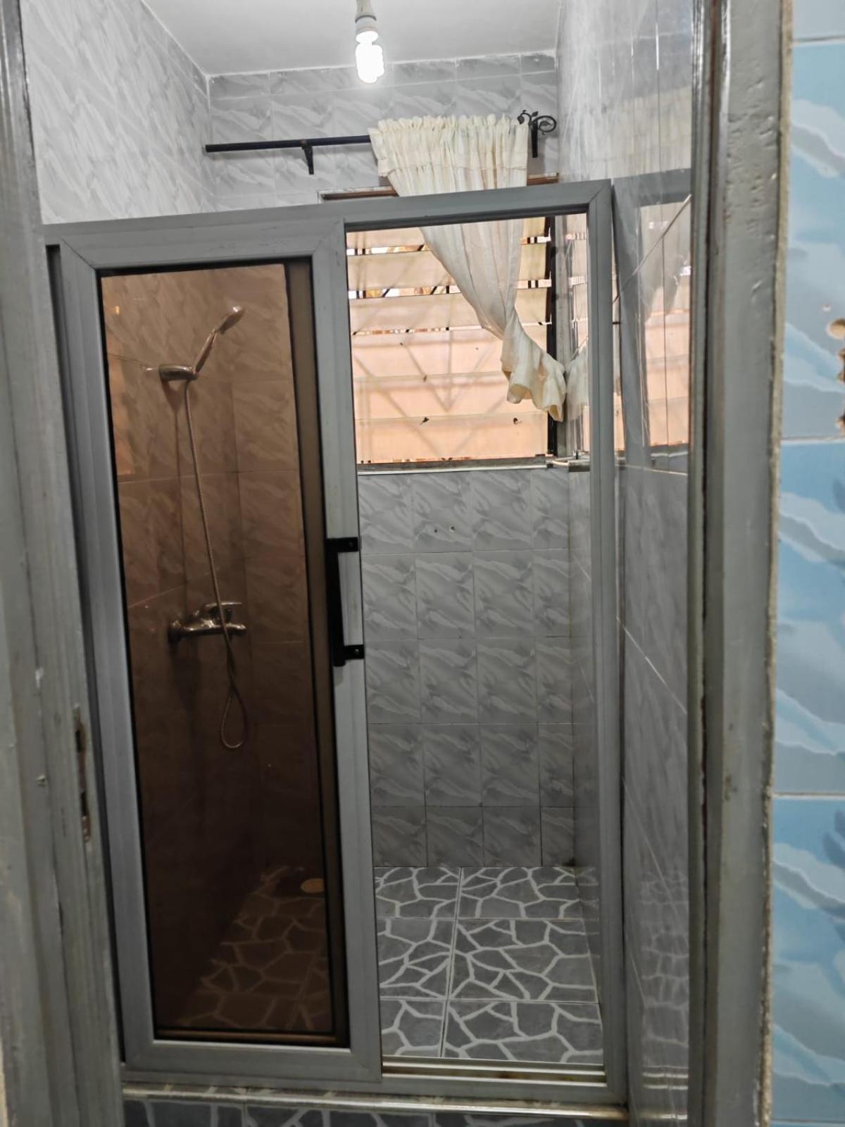 Elizz Guest House Janman Exterior photo